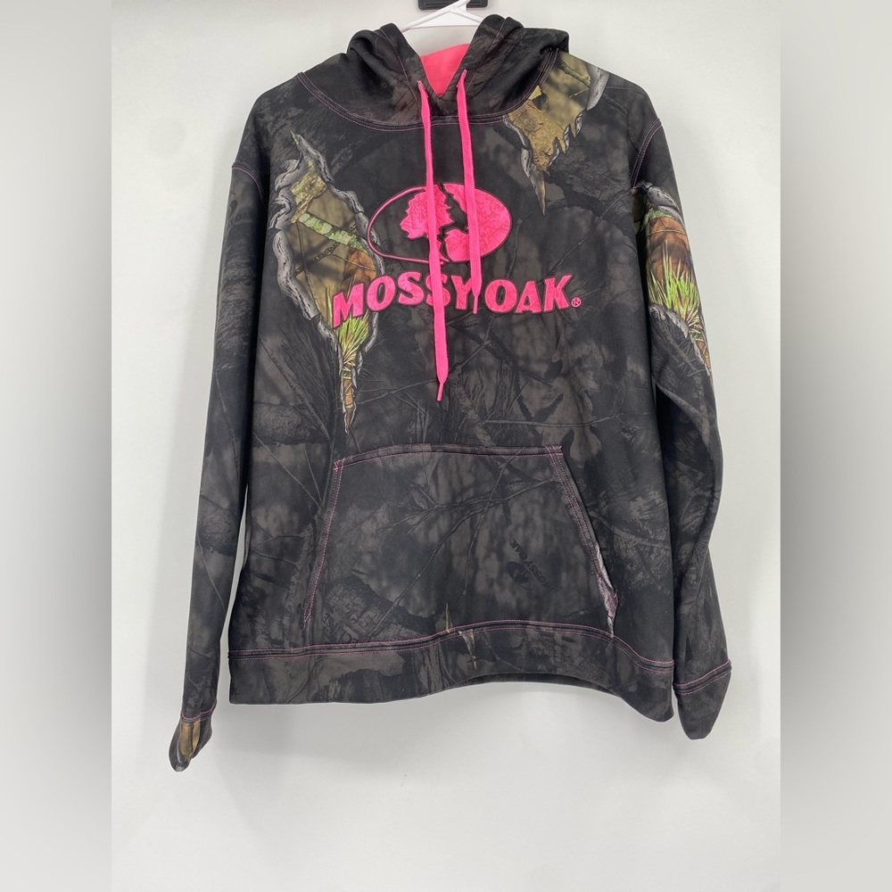 Mossy Oak hoodie in women size Large